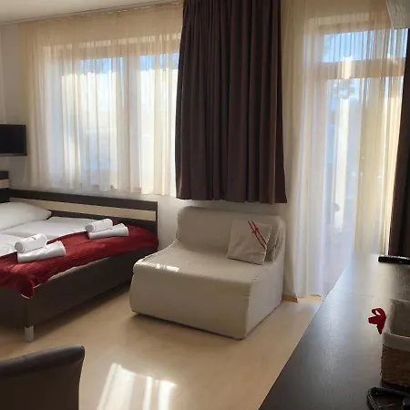 Apartament Eden *