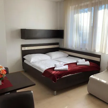 Eden Apartament Bešeňová
